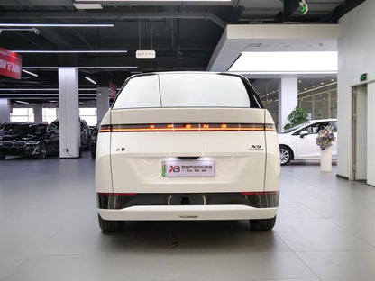 Certificated Pre-Owned XPENG X9 2025 All-Electric 702 4WD High-Performance Max-u21735928