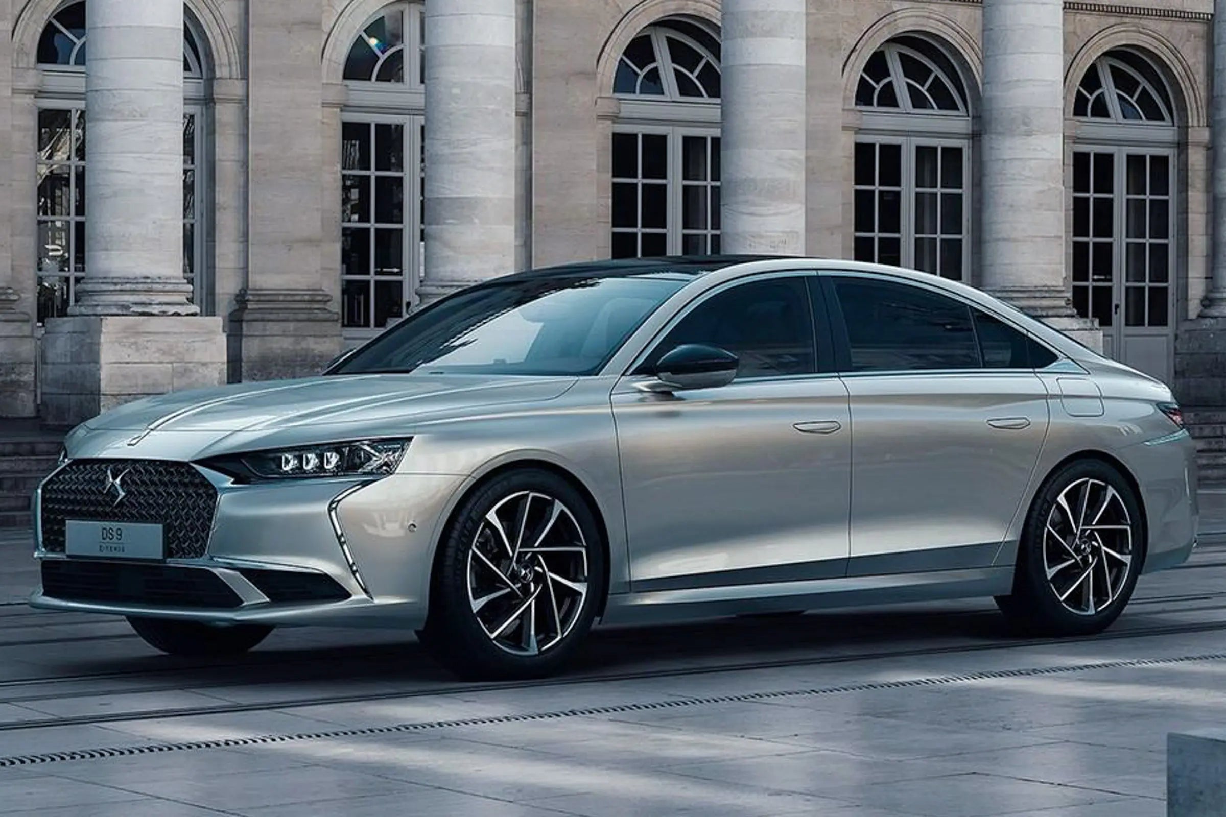 DS DS 9 -Hybrid PHEV