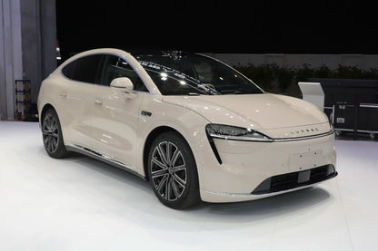 Chery LUXEED R7