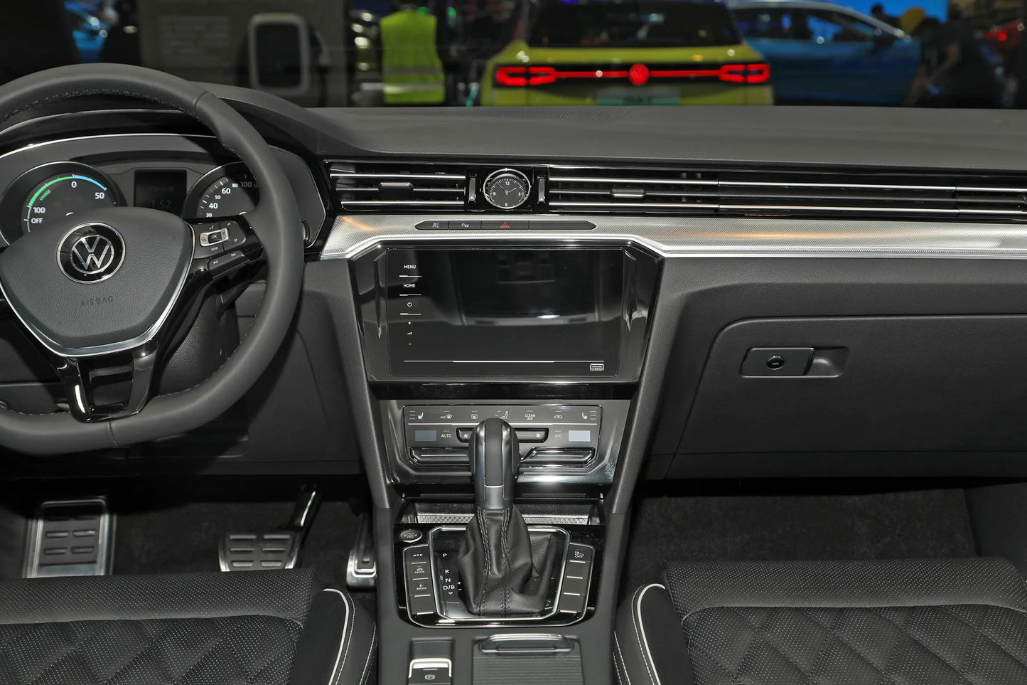 FAW-Volkswagen Magotan GTE -Hybrid PHEV