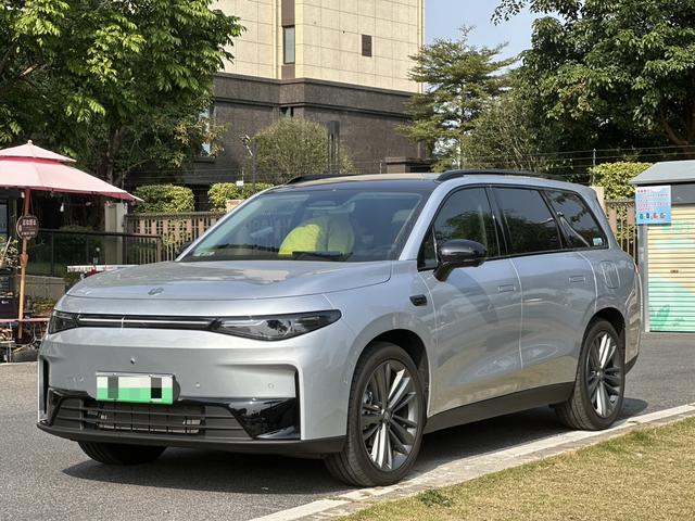 Pre-Owned Leapmotor C16 2024 Extended - Range 200 Premium Edition