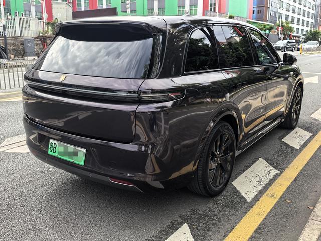 Pre-Owned 2023 Ideal L8 Pro Edition