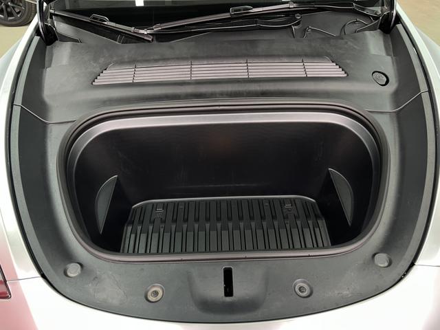 Pre-Owned Tesla Model Y 2024 Rear-Wheel Drive Version