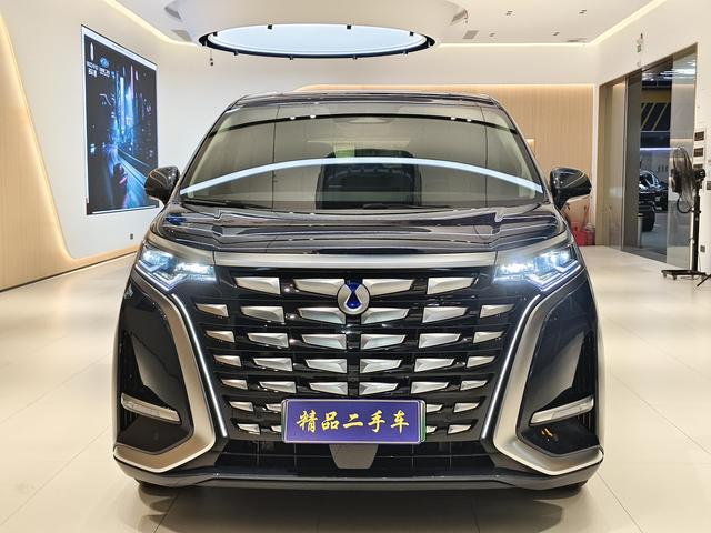 Certificated Pre-Owned Denza D9 DM 2024 Edition 980 4WD Flagship Model -u21888201