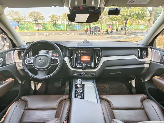 Certificated Pre-Owned Volvo XC60 PHEV 2019 T8 E-Drive Hybrid Inscription Pro National V Emission Standard -u22111222