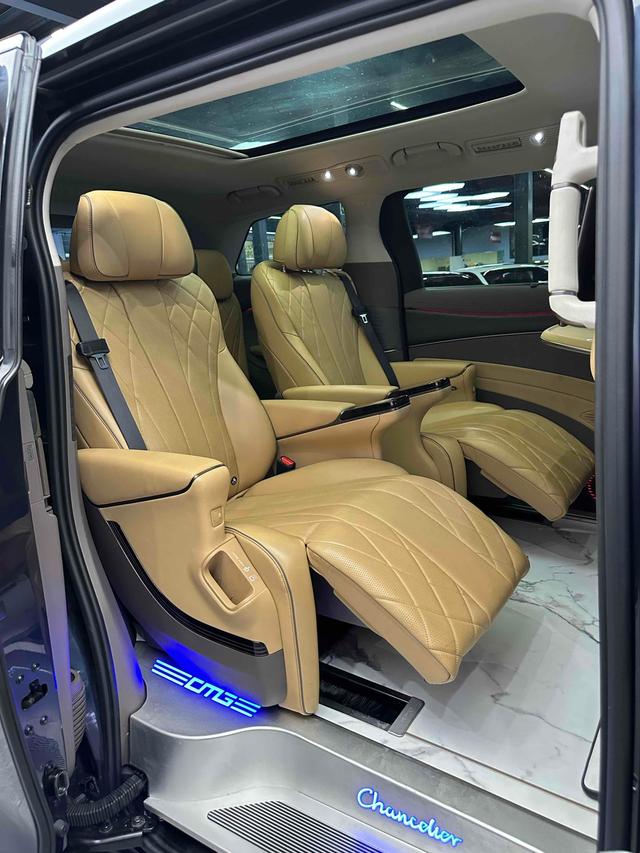 Certificated Pre-Owned Denza D9 DM 2022 970 Four-wheel Drive Honor Edition -u21654945