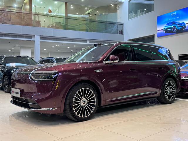 Certificated Pre-Owned Wenjie M8 2025 Edition 235 Extended-Range Version Four-Wheel Drive -u22096871