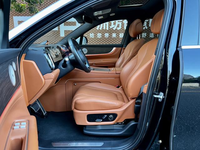 Certificated Pre-Owned Wenjie M9 2024 Extended Range Ultra Six-Seater Version -u22047633