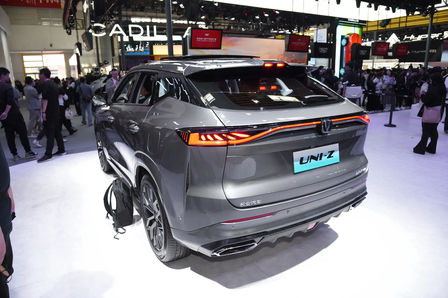 Changan Changan UNI-Z -Hybrid PHEV