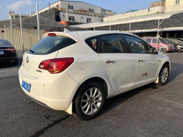 Certificated Pre-Owned SAIC-GM Buick Excelle 2013 XT 1.6L Manual Comfort Edition - u18423921
