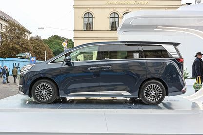 Denza Denza D9 DM -Hybrid PHEV