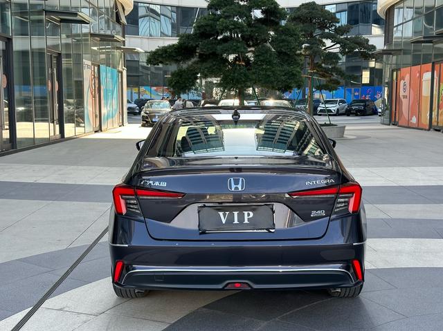 Certificated Pre-Owned Integra 2023 240TURBO CVT Leading Edition - u22068896