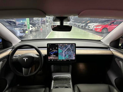 Pre-Owned Tesla Model Y 2021 Long Range All-Wheel Drive Version (3D3/3D7)