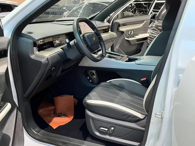 Certificated Pre-Owned Jetour Shanhai L6 2024 1.5TD DHT MAX -u21933569