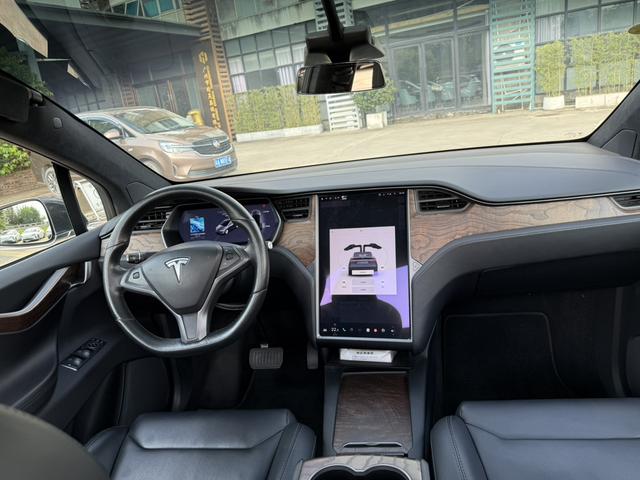 Pre-Owned Tesla Model X 2017 100D Long-Range Version