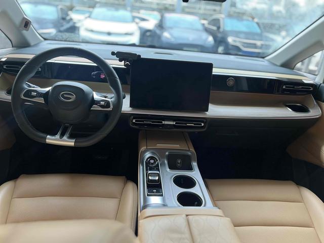 Certificated Pre-Owned GAC Trumpchi E8 PHEV 2024 2.0 ATK 150km MAX Edition -u21546730