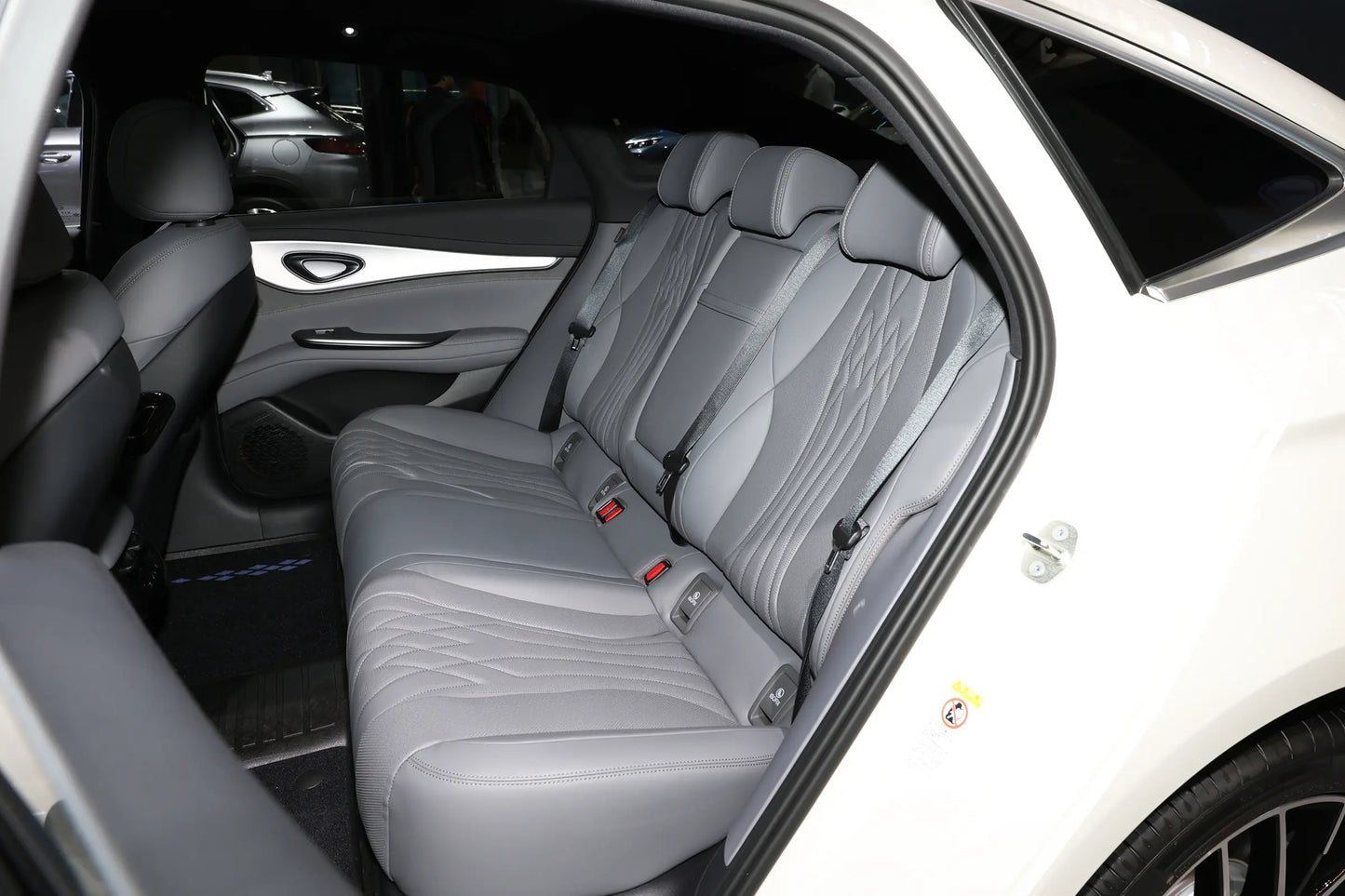 BYD Seal 07DM -Hybrid PHEV