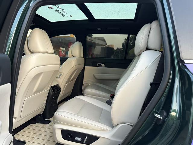 Pre - Owned 2021 Li ONE Extended - Range 6 - Seat Edition