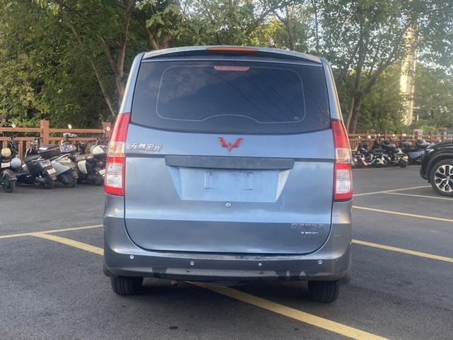 Certificated Pre-Owned SAIC-GM-Wuling Hongguang 2015 1.5L S Base Model - u21702993