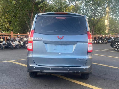 Certificated Pre-Owned SAIC-GM-Wuling Hongguang 2015 1.5L S Base Model - u21702993