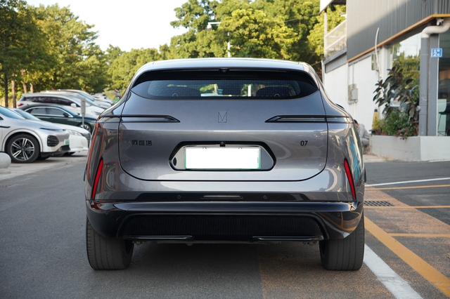 Pre-Owned AVATR 07 2024 Model Max Rear-Wheel Drive Extended-Range Version