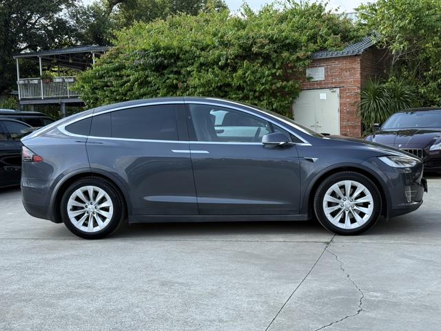 Pre-Owned Tesla Model X 2017 100D Long-Range Version