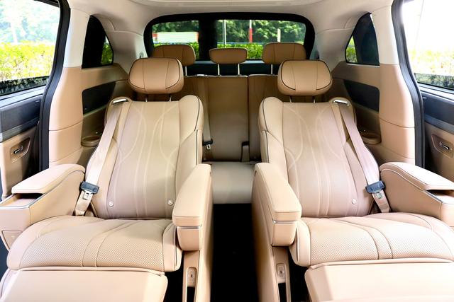 Certificated Pre-Owned XPENG X9 2025 All-Electric 650 Long Range Maxu22131487