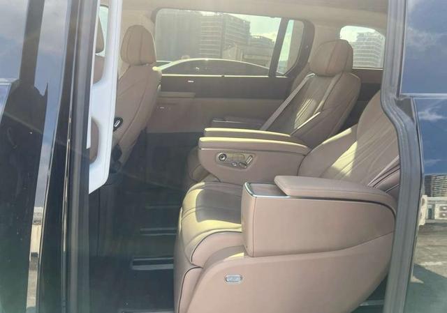 Pre-Owned XPeng X9 2025 Pure Electric 650 Long-Range Max