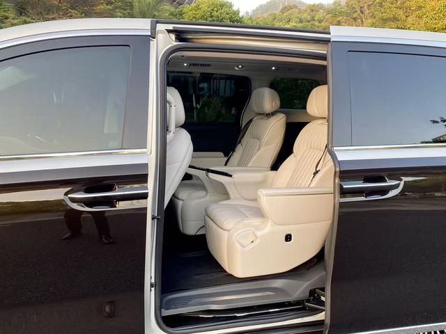 Certificated Pre-Owned VOYAH Dreamer PHEV 2025 AWD Flagship Qiankun Edition -u21777170