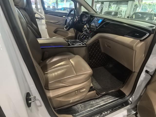 Certificated Pre-Owned SAIC-GM Buick GL8 2017 ES 28T Premium Edition National V - u22330094