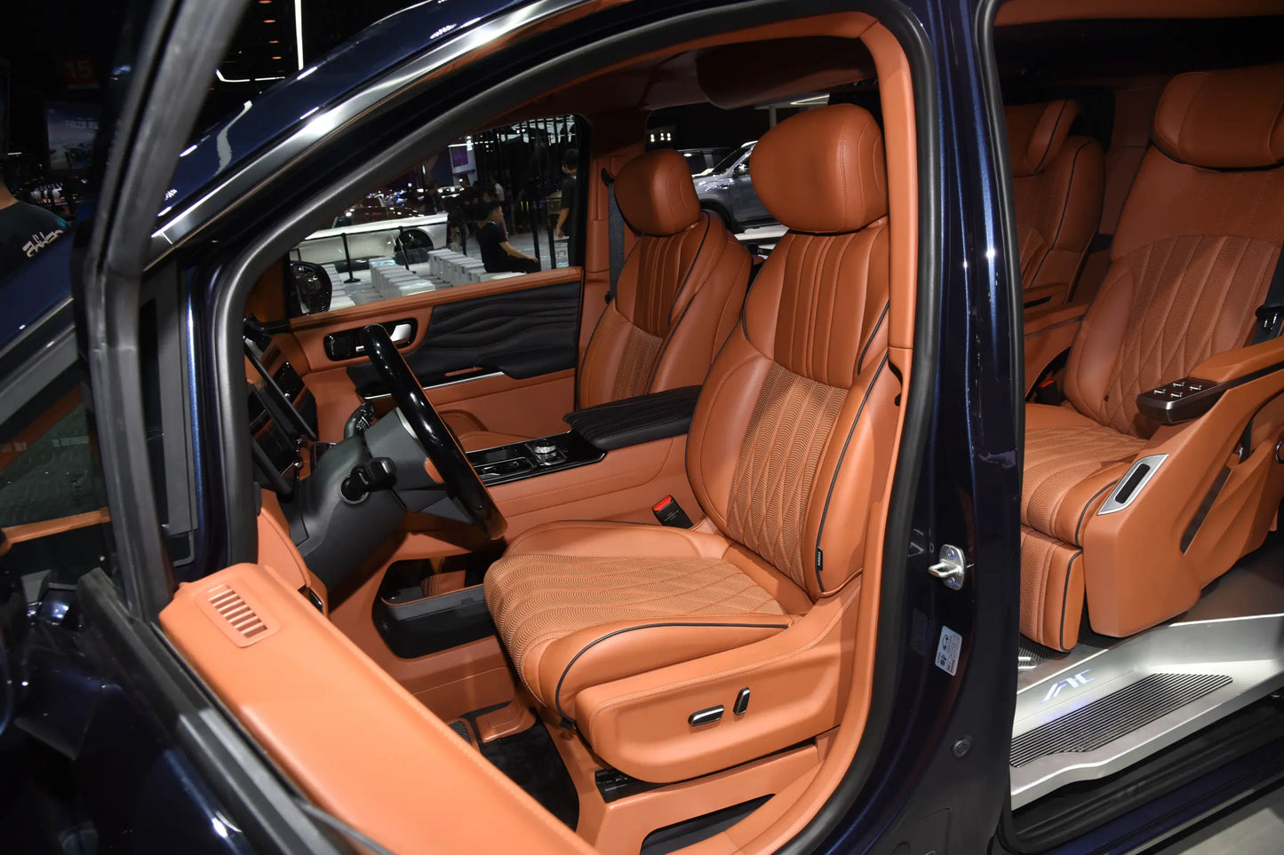 JAC Ruifeng RF8 -Hybrid PHEV