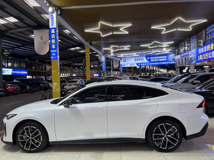 Certificated Pre-Owned Changan UNI-V Intelligent Electric iDD 2024 Model Blue Whale Intelligent Electric iDD 136km Intelligent Cool Version -u22075154