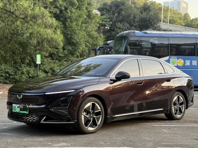 Certificated Pre-Owned SAIC-GM-Wuling Xingguang PHEV 2023 Edition 150 Advanced Version -u21777394