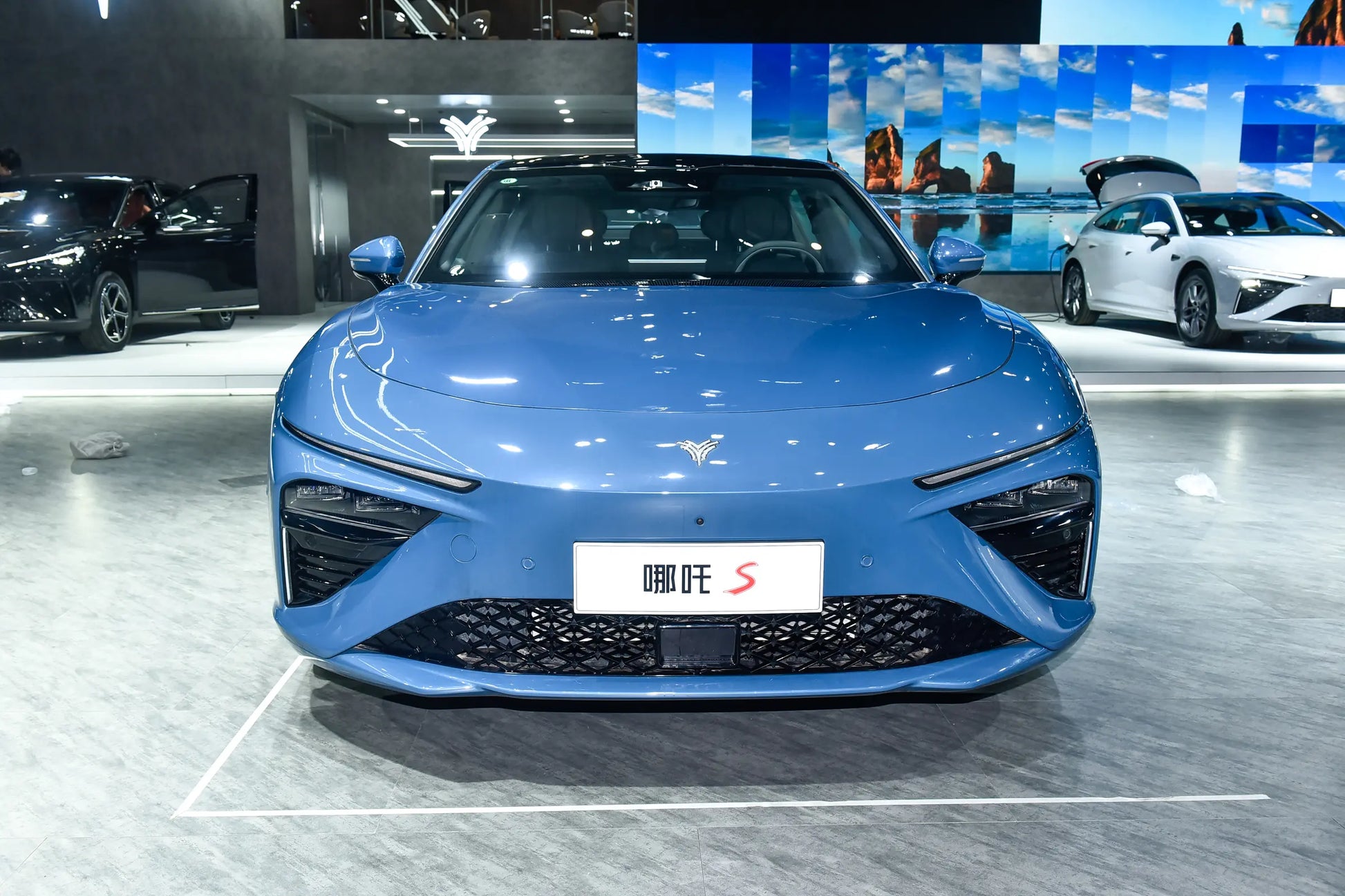 Hozon Auto Nezha S-Hybrid REEV