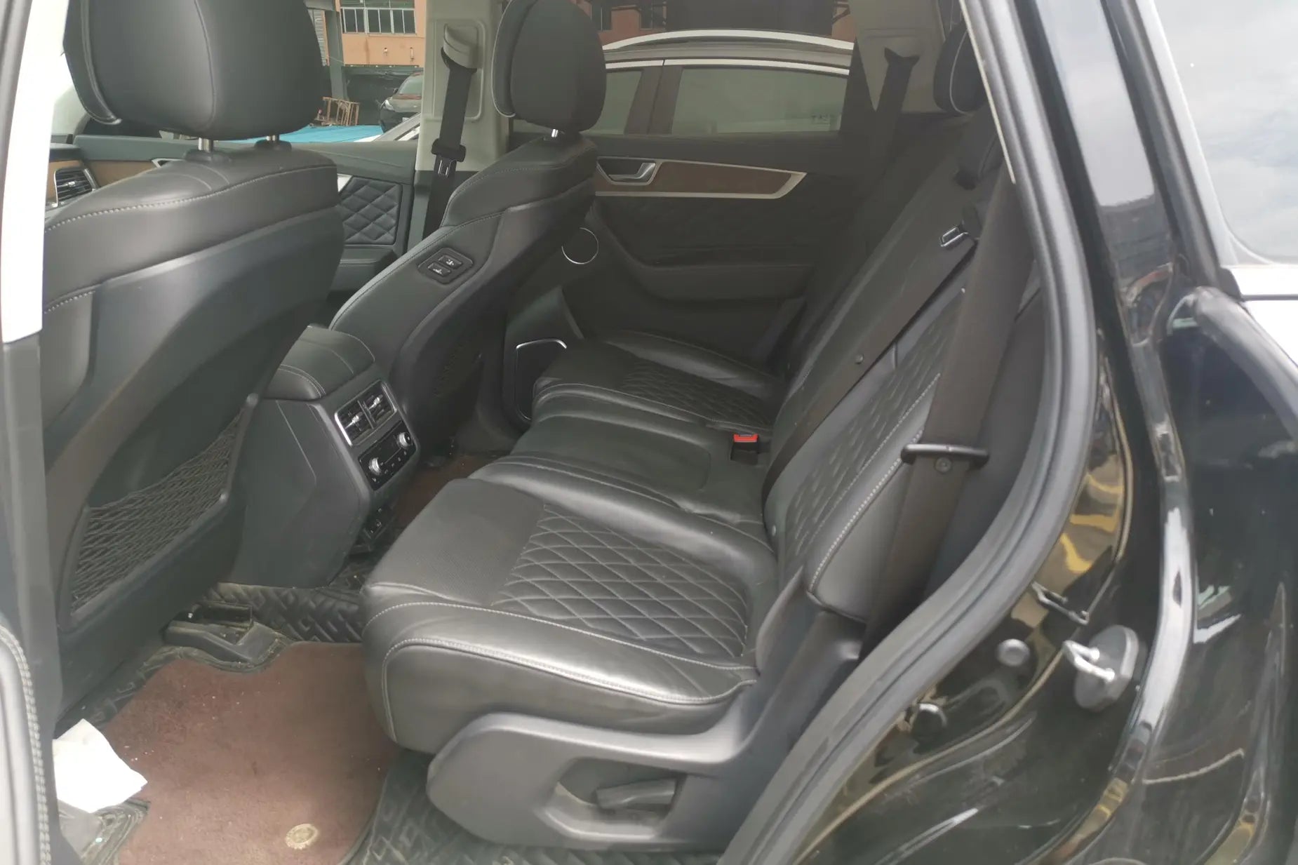 Certificated Used Hongqi HS7 2021 Model 3.0T Automatic 4WD Intelligent Link Qichang Edition