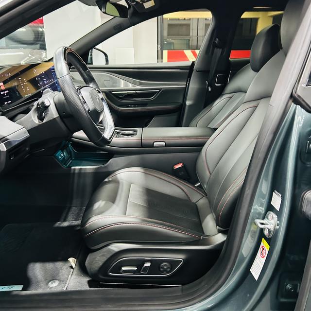 Certificated Pre-Owned XPENG P7 2023 P7i 702 Pro-u22029669