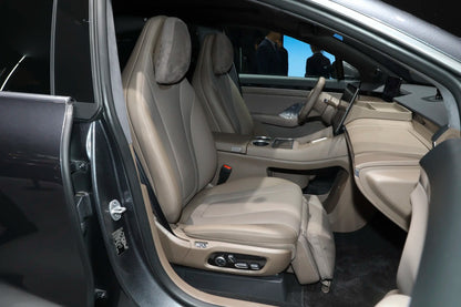 Chery LUXEED R7-Hybrid REEV