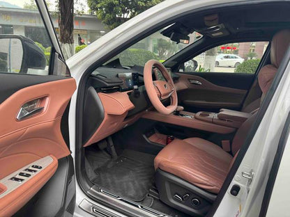 Certificated Pre-Owned Changan UNI-Z PHEV 2024 Blue Whale Intelligent Electric iDD 125KM Excellence Edition -u22066814