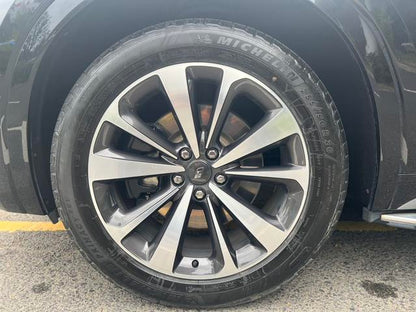 Pre - Owned 2020 Li ONE Extended - range 6 - seat Edition