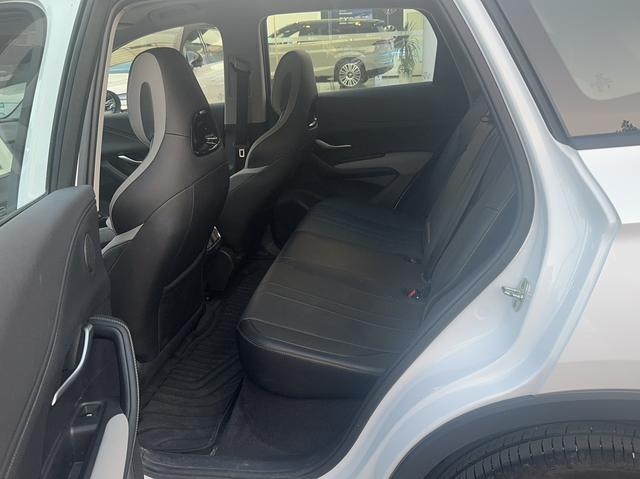 Certificated Pre-Owned BYD Haima 05DM 2025 Intelligent Driving Edition DM-i 115KM Prestige Model -u21777085