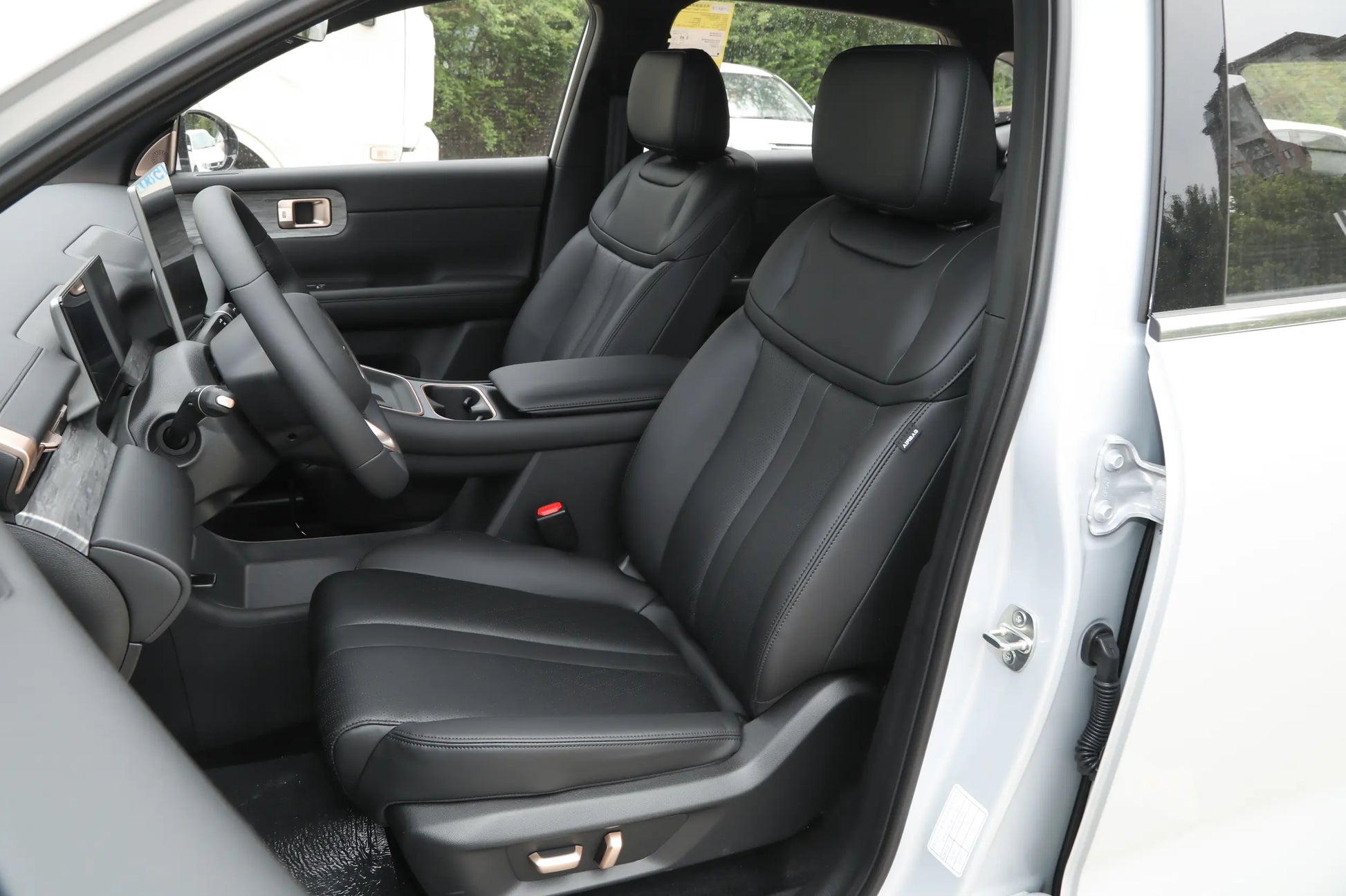 SAIC-GM-Wuling Wuling Starlight S -Hybrid PHEV