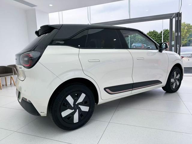 Pre-Owned Nami 01 2024 Refreshed Version 330 Air