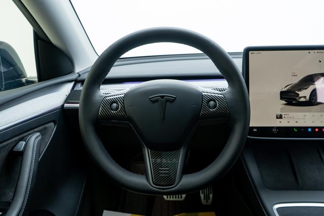 Pre-Owned Tesla Model Y 2023 Rear-Wheel Drive Version