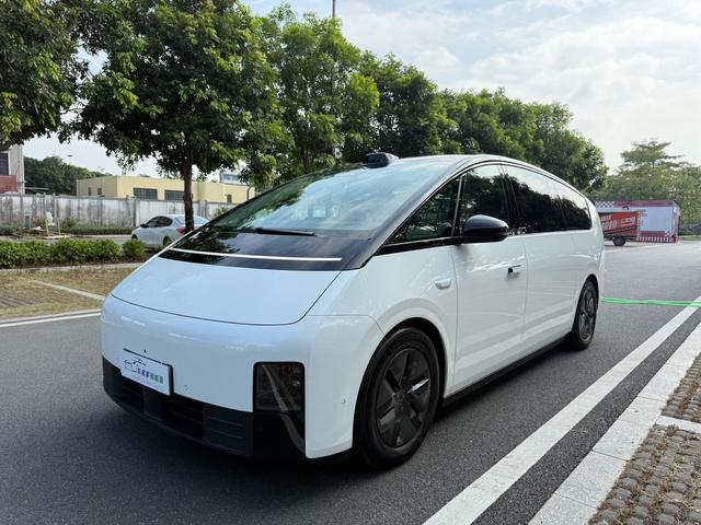 Pre-Owned Li Auto MEGA 2024 Ultra Version