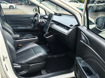 Pre-Owned Nezha V 2022 Edition Chao 300 Lite