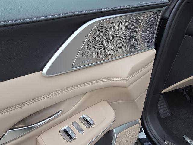 Pre - Owned XPENG G9 2025 Model 680 Long - Range Four - Wheel Drive Max