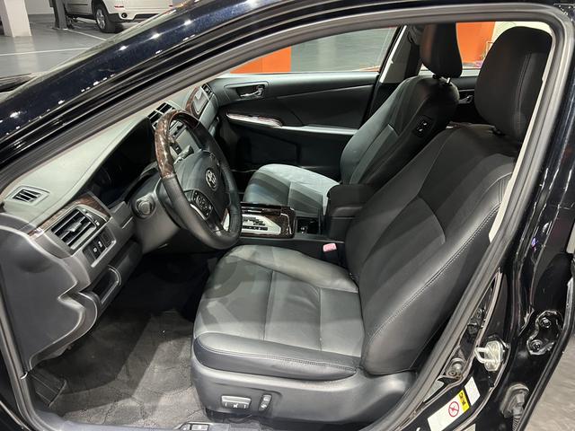 Certificated Used GAC Toyota Camry 2015 Model 2.5G Luxury Navigation Edition