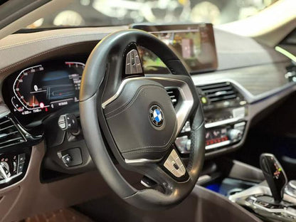 Certificated Used BMW 5 Series 2022 Model Updated 530Li Exclusive Luxury Package