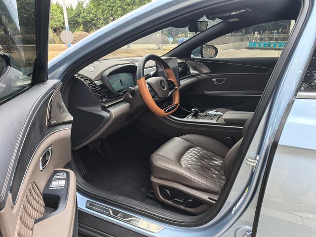 Certificated Used BYD Han DM 2023 DM-i Champion Edition 121KM Premium Version