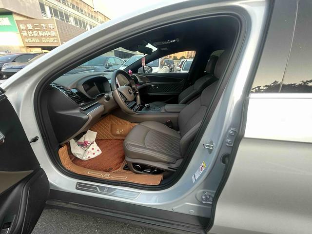 Certificated Used BYD Han DM 2024 DM-i Glory Edition 121KM Premium Version